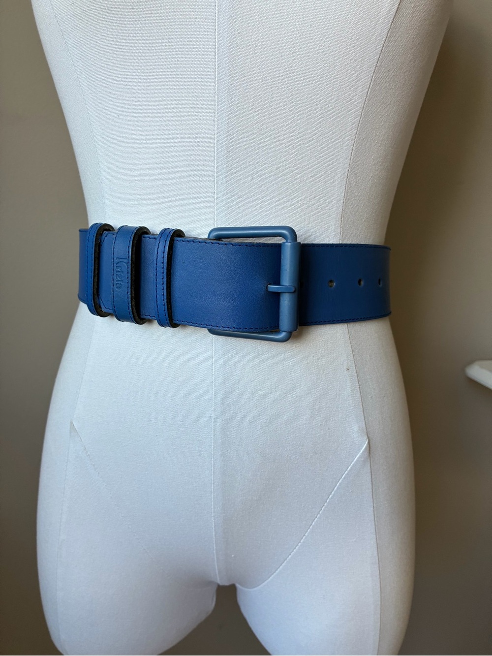 Vintage Krizia Blue Leather wide statement belt S